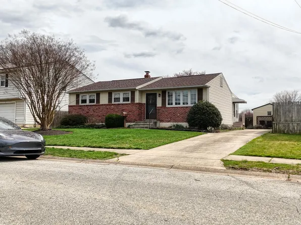 734 W 11th St, New Castle, DE 19720