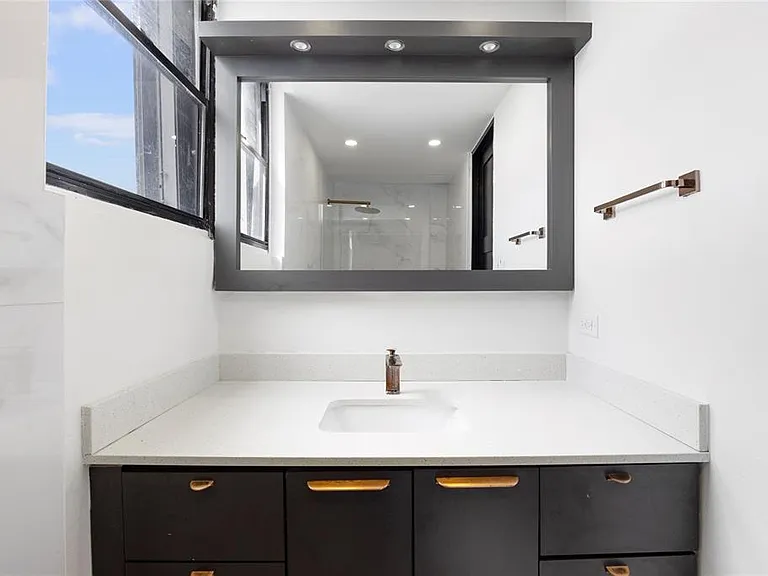 2306 Calle Laurel 11 E #11-E — Photo 24