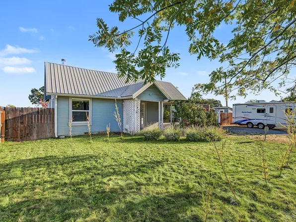 247 Berrydale Ave, Medford, OR 97501