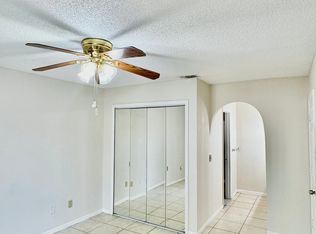 662 Lynbrook St NW, Palm Bay, FL 32907