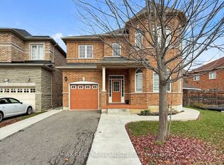 13 Ledgerock Rd, Brampton, ON L6P2L8