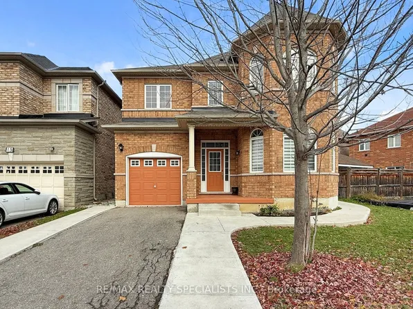 13 Ledgerock Rd, Brampton, ON L6P 2L8
