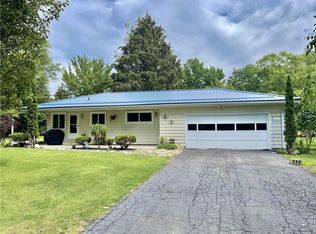 5706 Lake Pleasant Rd, Erie, PA 16509