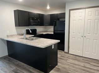 1526 Bogue Avenue, Watertown, SD 57201