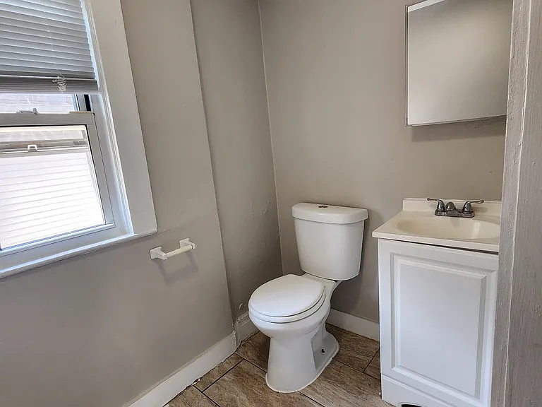 37 Arthur St #3737 — Photo 21