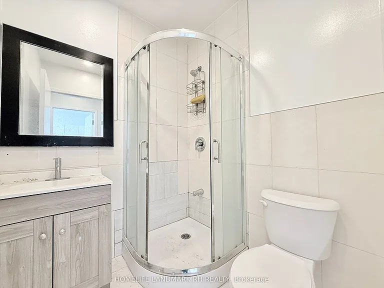 414 Dundas St W #201 — Photo 9