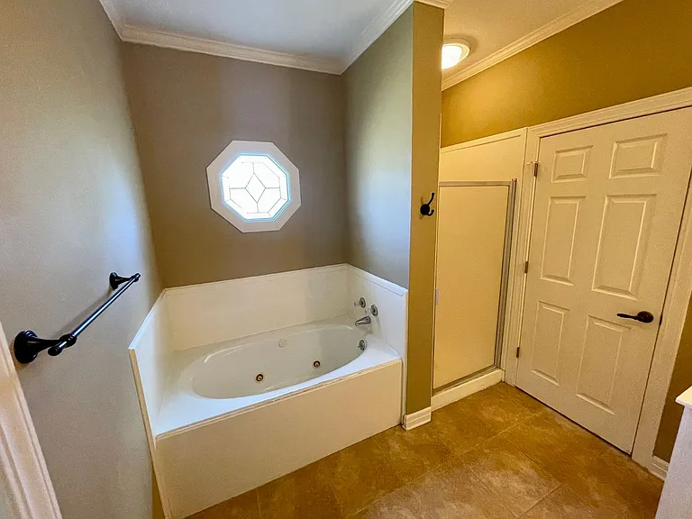 1013 N Azalea Dr — Photo 3
