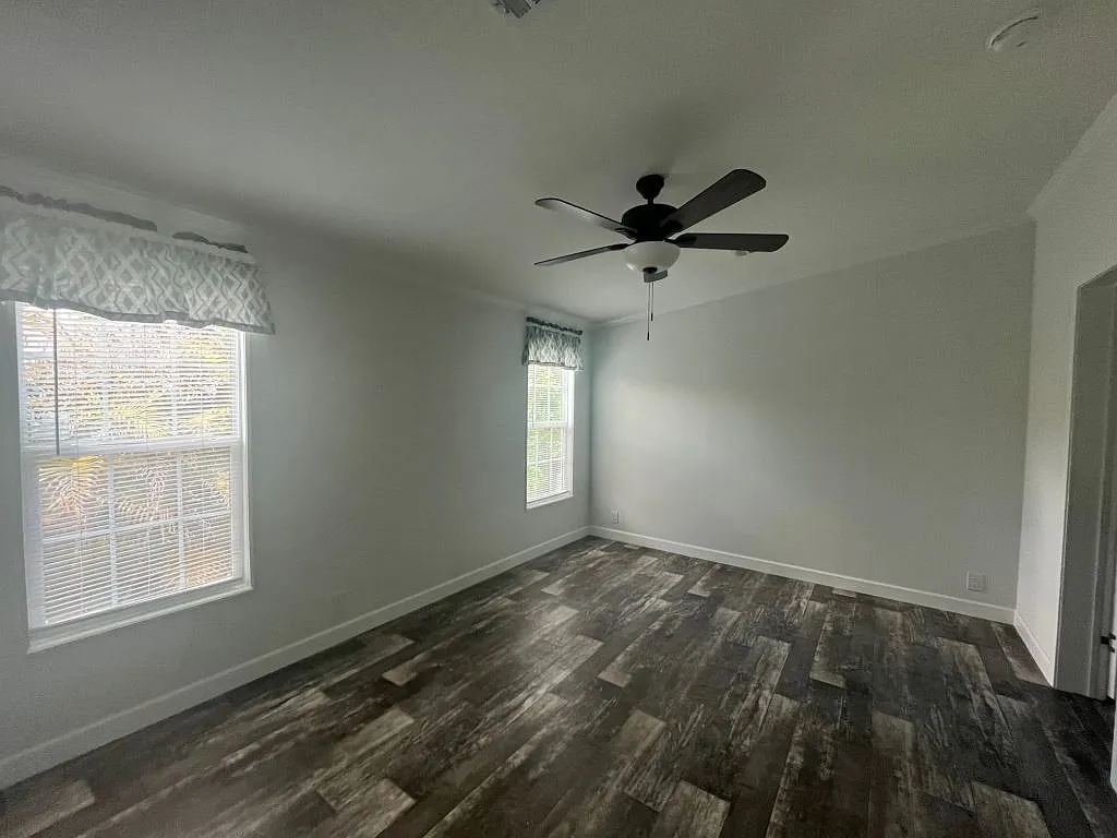 4 bed, 2.0 bath, 1290 sqft, $1,599 — Photo 3