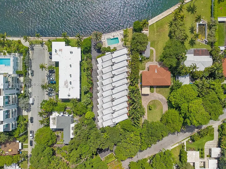6011 N Bayshore Dr #8-D — Photo 29