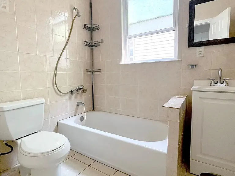 5011 104th St #2 — Photo 7