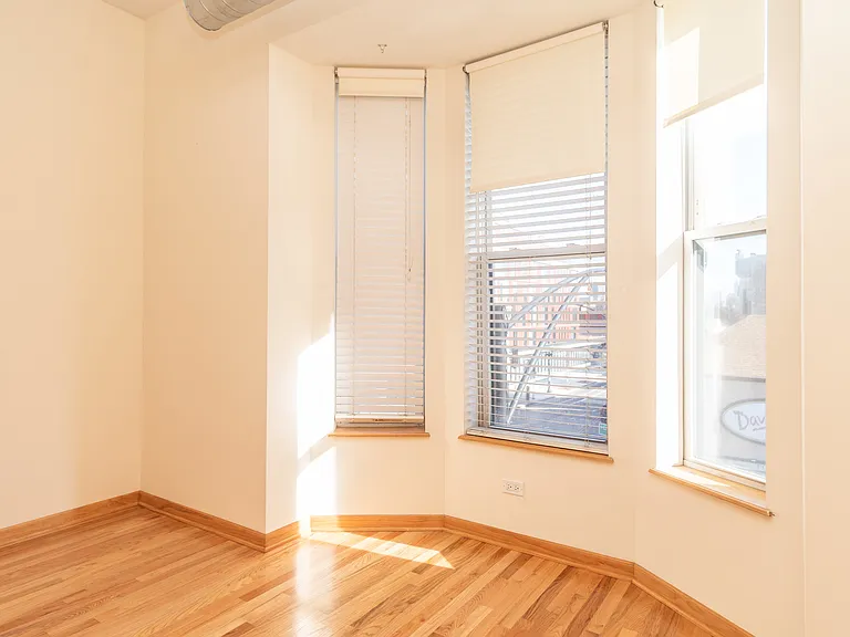 1004 S Loomis St #2 — Photo 4