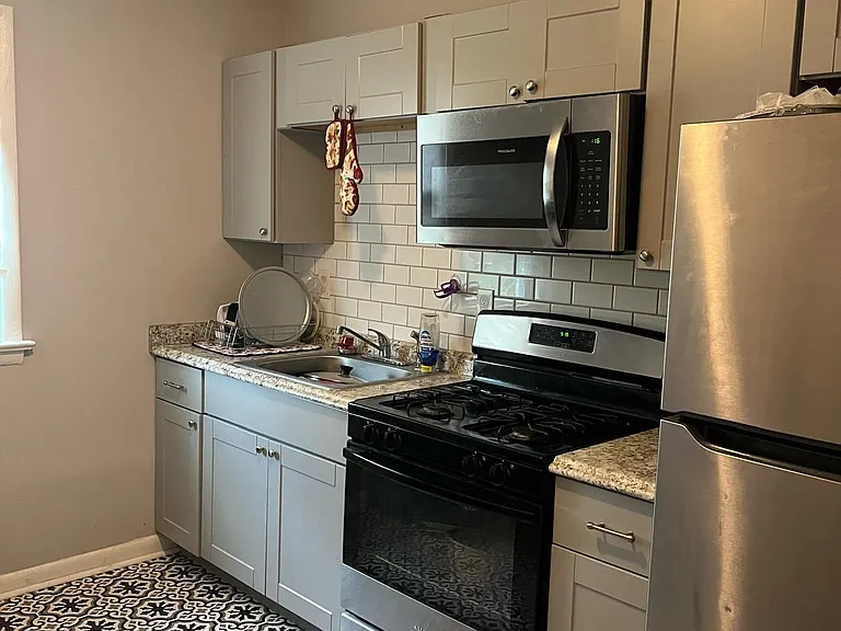 510 S Charleston Ave #B — Photo 2