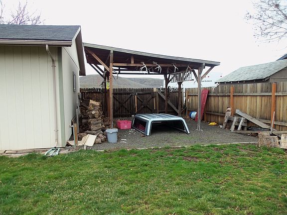 Carport