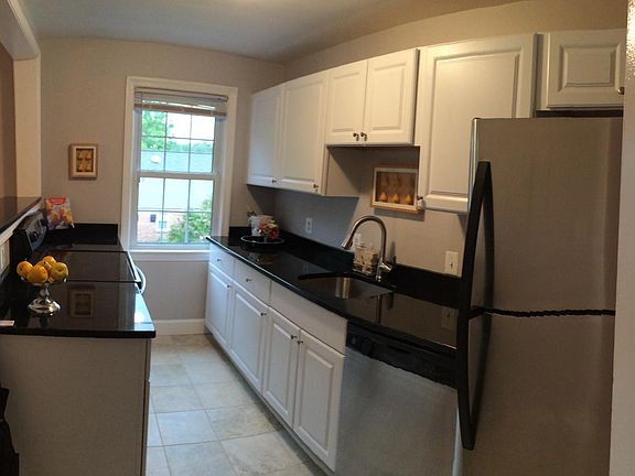 4th image of 714 S Fayette St APT 32