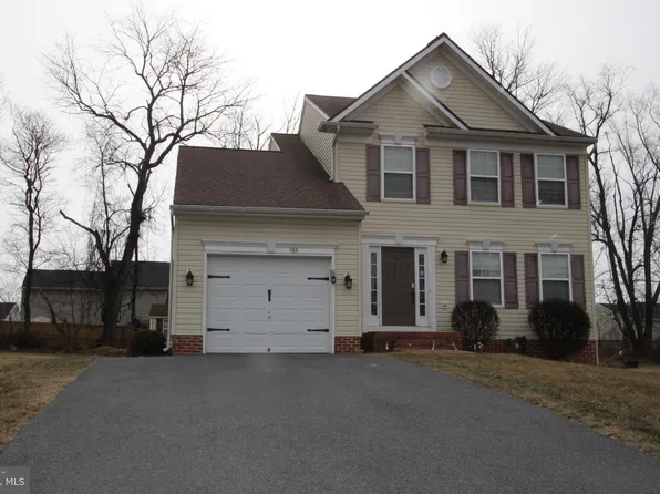 483 Talisman Dr, Martinsburg, WV 25403