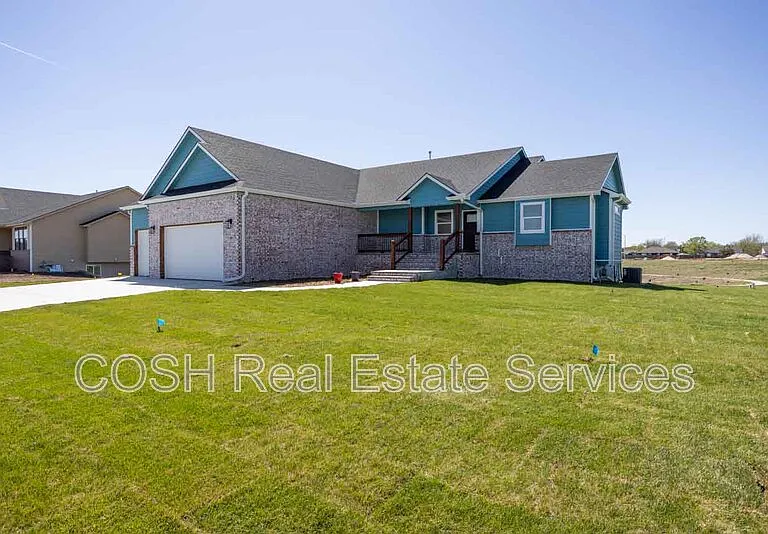 459 S Stoney Creek St — Photo 2