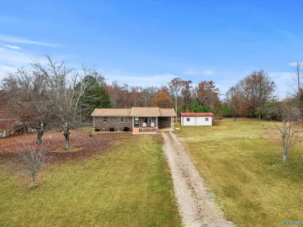 735 County Road 422, Henagar, AL 35978