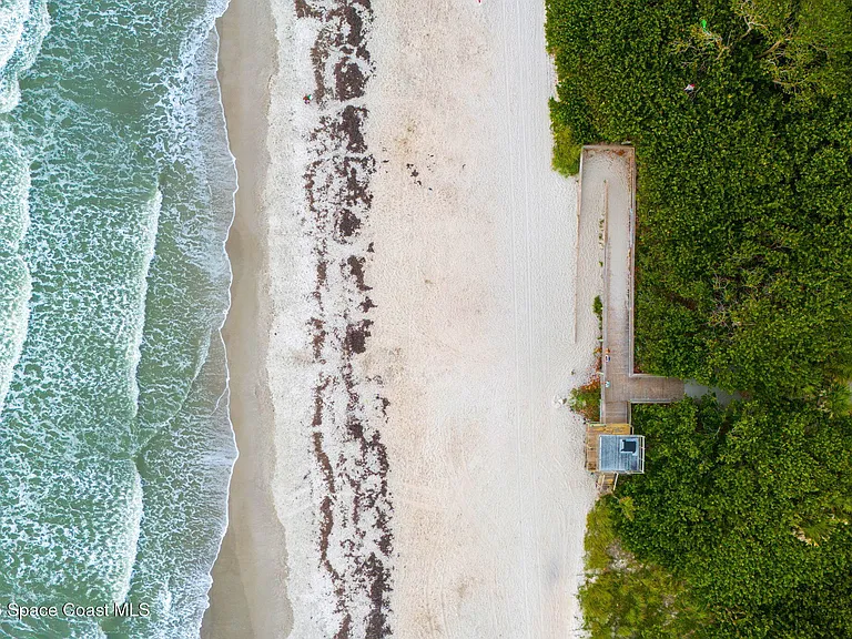 2160 N Highway A1a Hwy #305 — Photo 31