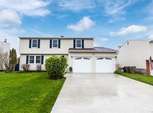 96 Le Havre Dr, Cheektowaga, NY 14227