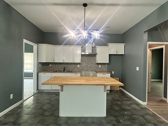 2nd image of 3528 Brookdale Ave