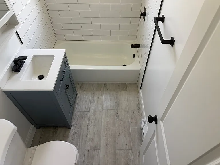 1140 Ashland St #2 — Photo 15