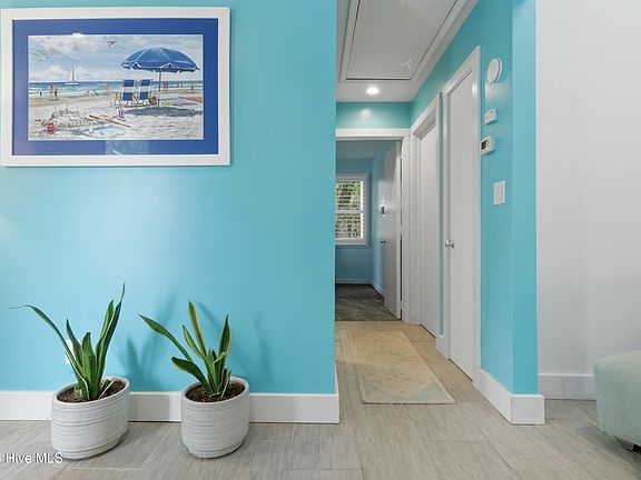 3rd image of 7 Oakbark Court