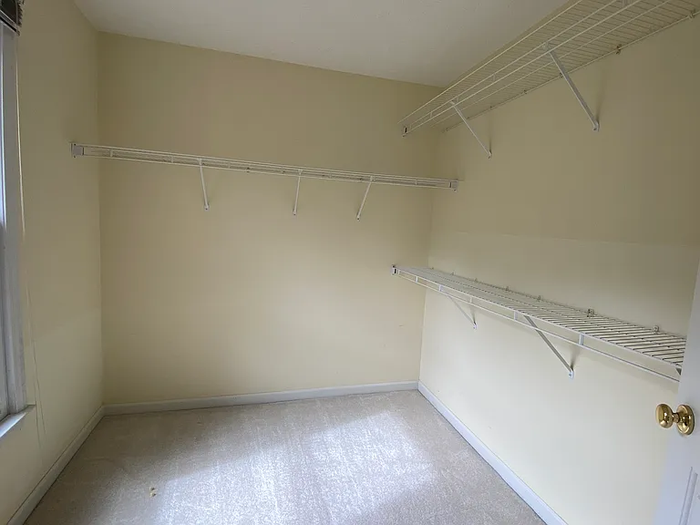 1188 Westchester Dr — Photo 35