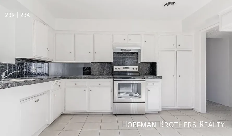 3634 Dana St. Bakersfield, CA 93306 — Photo 2