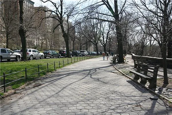 Sold by Oxford Property Group | media 13