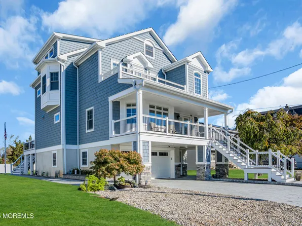 620 Park Avenue, Port Monmouth, NJ 07758