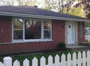 1447 Lawrence Ave, Elgin, IL 60123