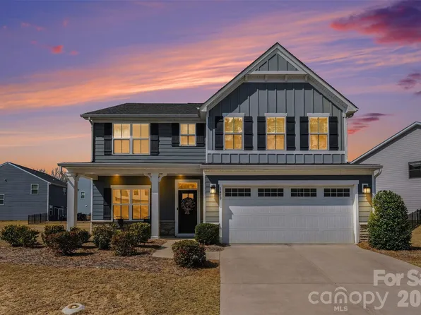 1409 Augustus Beamon Dr, Indian Trail, NC 28079