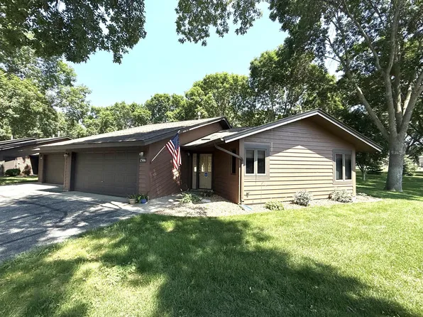 2506 15th St N, Saint Cloud, MN 56303