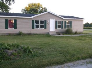 806 S Charles St, Farmersburg, IN 47850