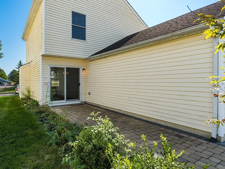 1383 Pansy St #200 — Photo 31