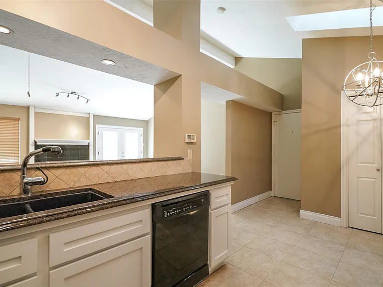 3406 Cape Forest Dr — Photo 13