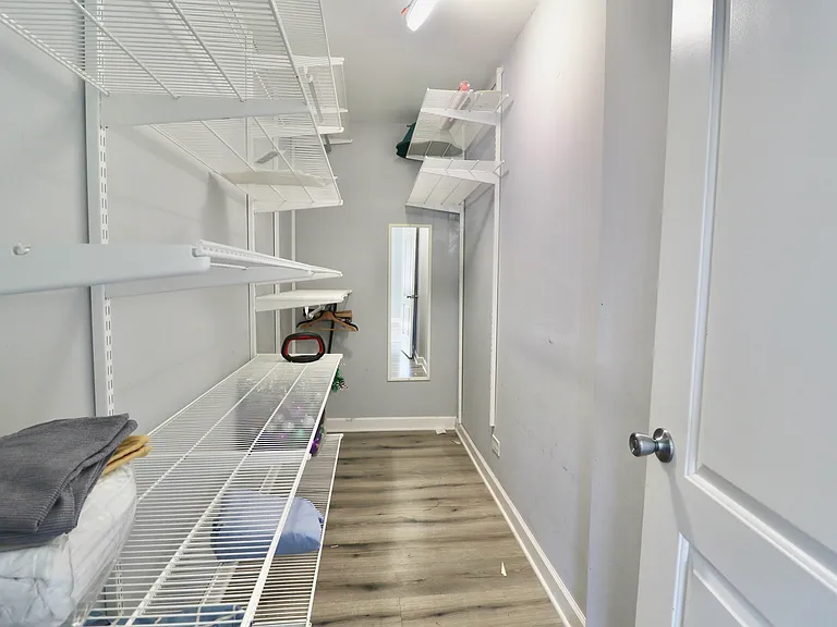 12 Oak Creek Dr #1213 — Photo 11
