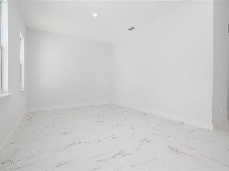 9 Watkins Pl — Photo 5