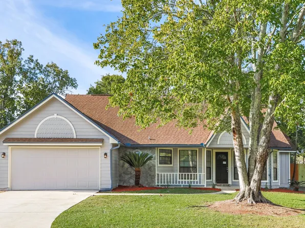 8468 Hamden Rd, Jacksonville, FL 32244