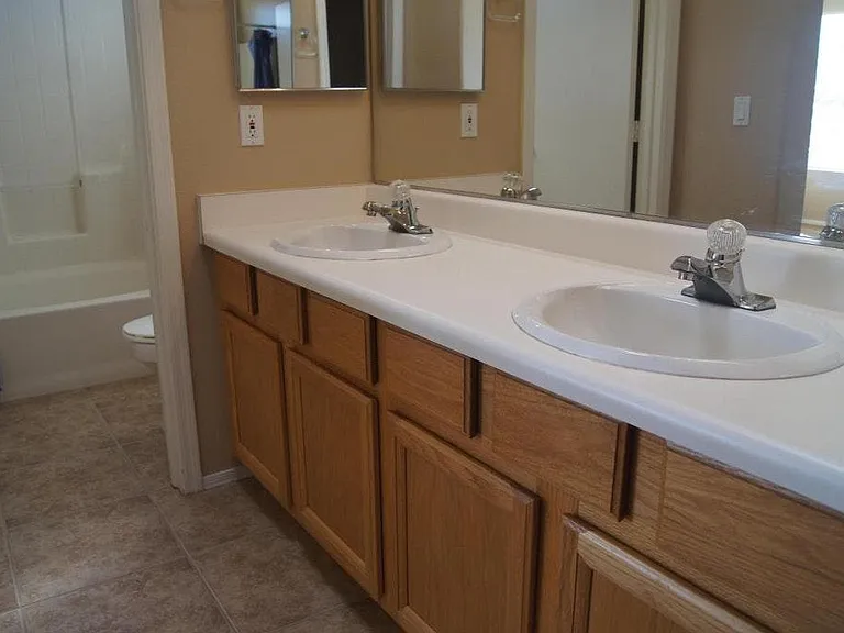4907 W Wahalla Ln — Photo 7