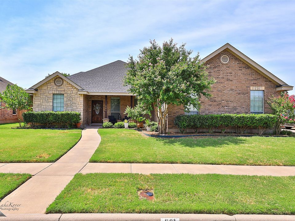 1st image of 601 Lone Star Dr