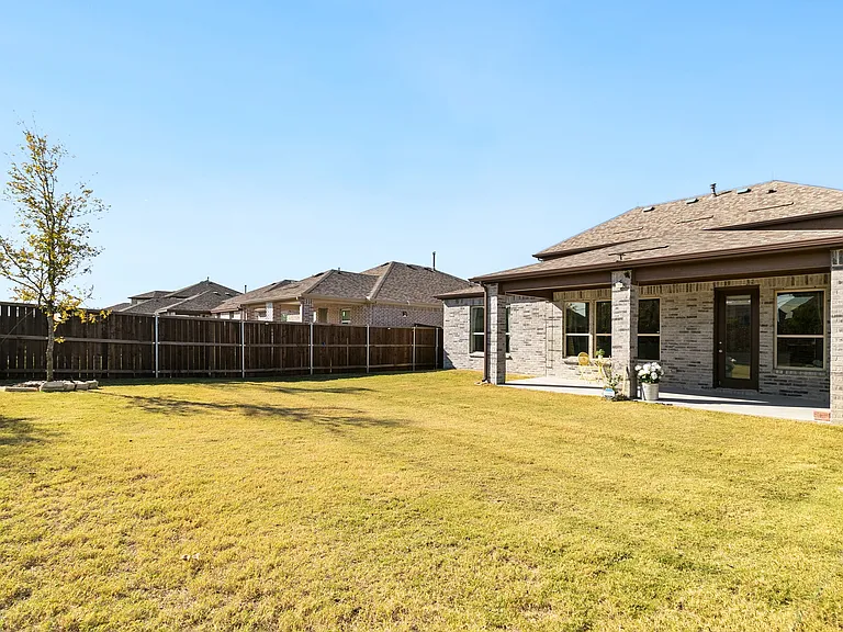 4208 Wood River Trl — Photo 39