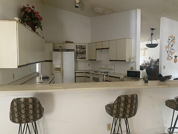 4th image of 7350 NW 54th Court