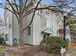 Hunters Crossing, Reston, VA 20191