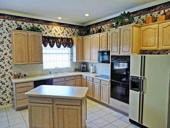 4th image of 5605 Maidstone Dr