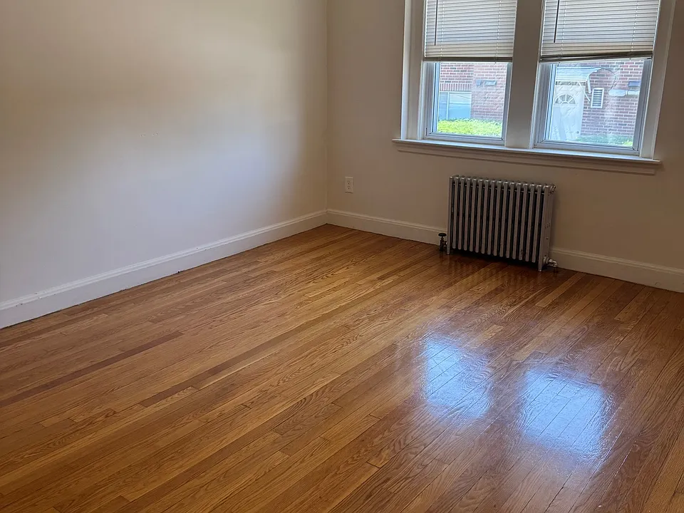 73 Central St #8