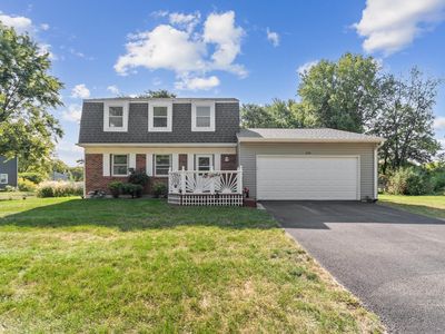 230 Ridgefield Ln, Naperville, IL, 60565