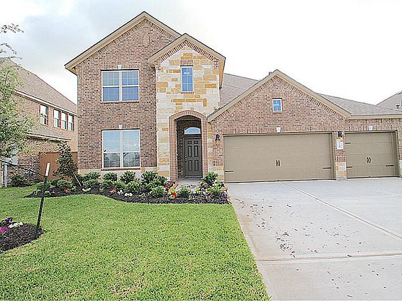 2nd image of 2728 La Spezia Ln