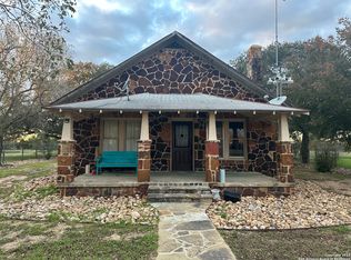 220 Pratt Rd, Poteet, TX 78065