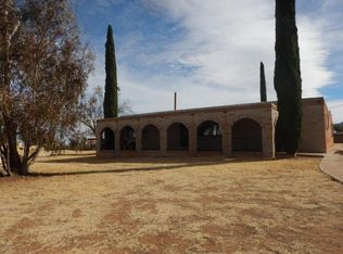 3836 E Hobbs Rd, Hereford, AZ 85615